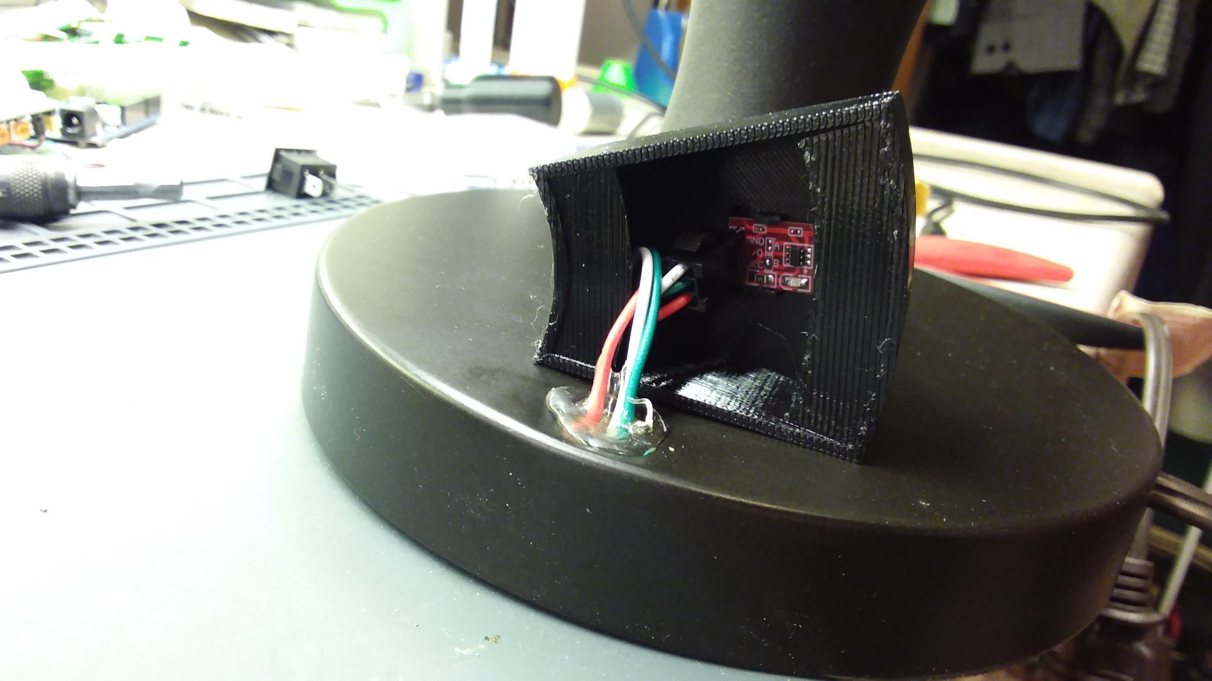 Make Any Lamp a Touch Lamp 8 Steps (with Pictures) Instructables