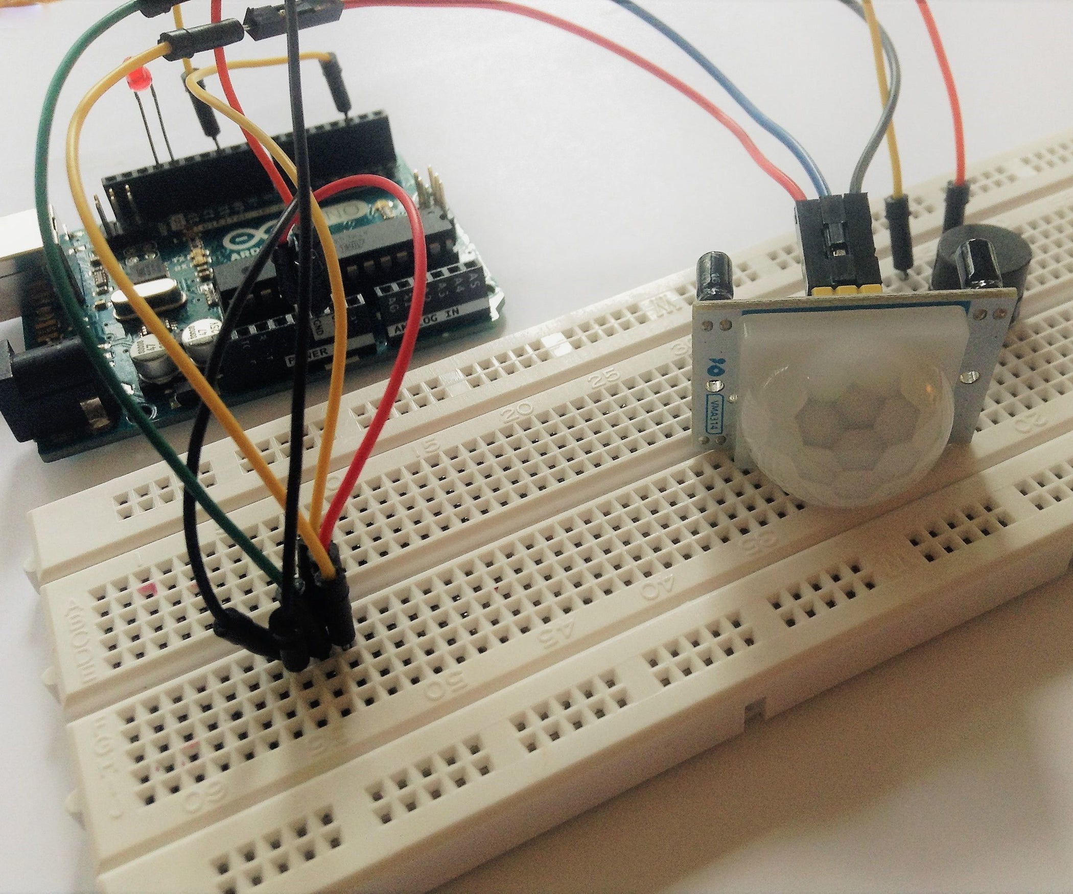 Simple Motion Detector : 3 Steps (with Pictures) - Instructables