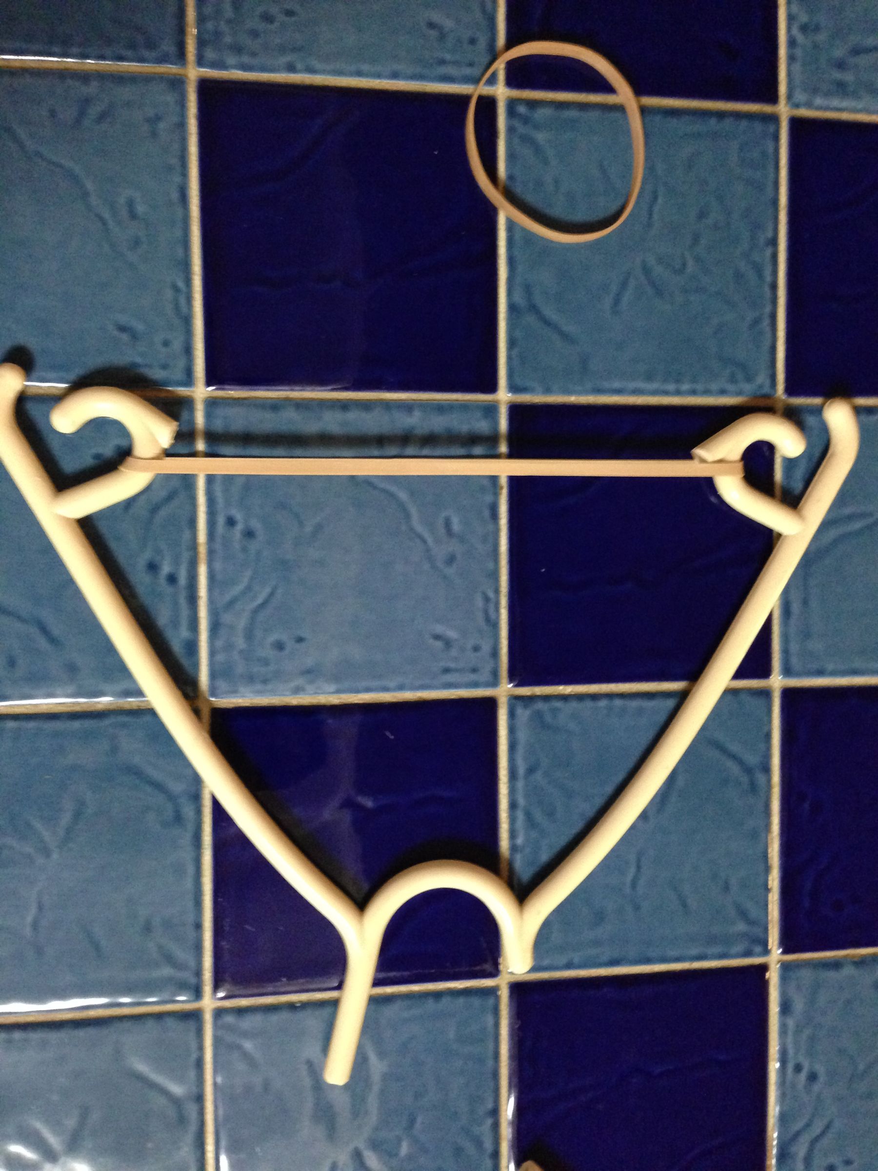 Hanger Bow and Arrow 4 Steps Instructables