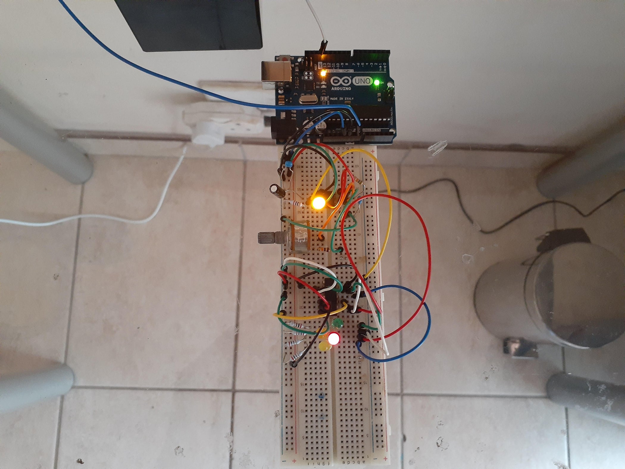 This Is a 4-bit Binary Counter : 3 Steps - Instructables