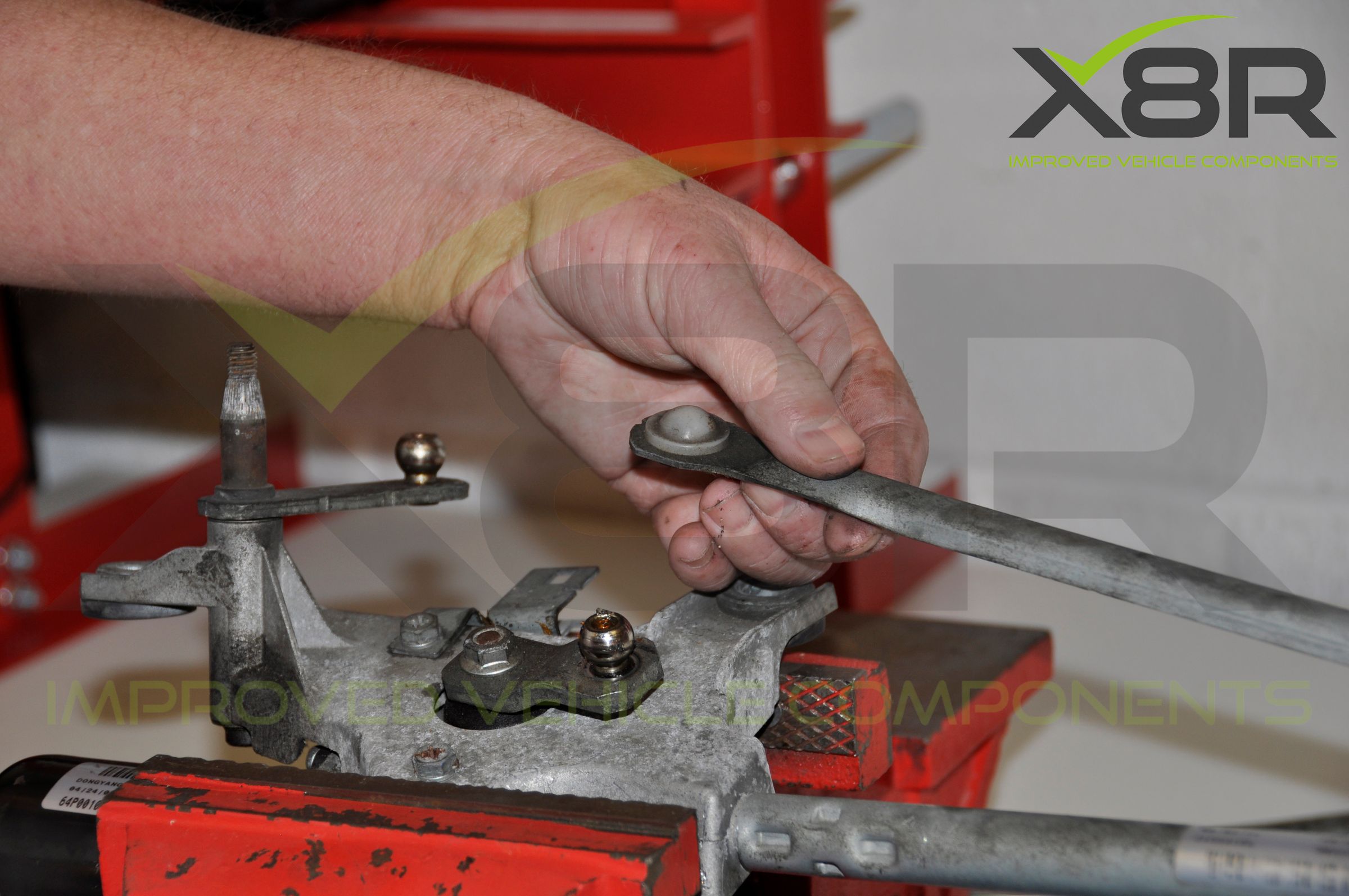 Vauxhall Vectra C and Signum 20052009 Front Windscreen Wiper Linkage