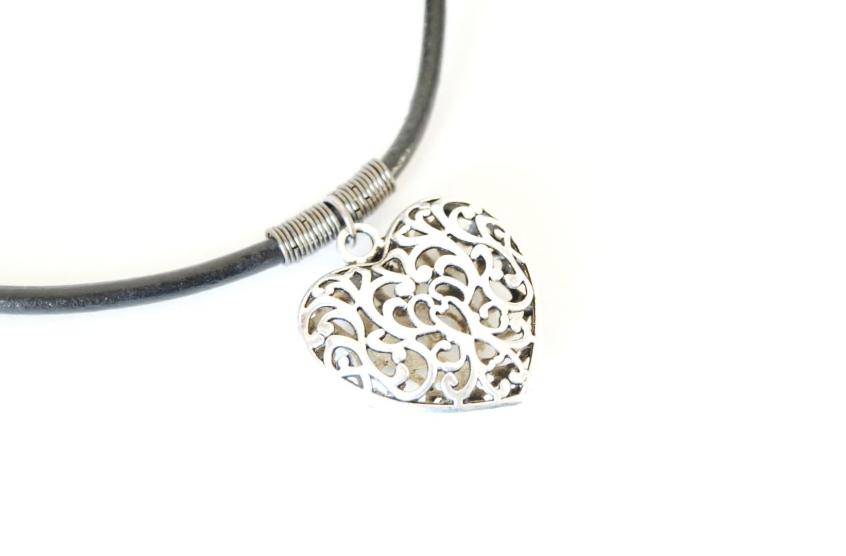 DIY Mixed Metal Jump Ring Necklace 7 Steps (with Pictures