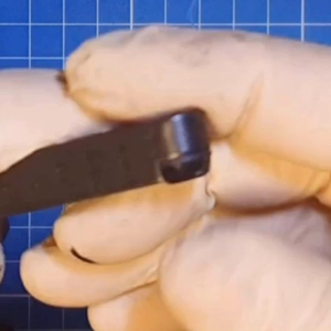 GLUE THE SILICONE FEET