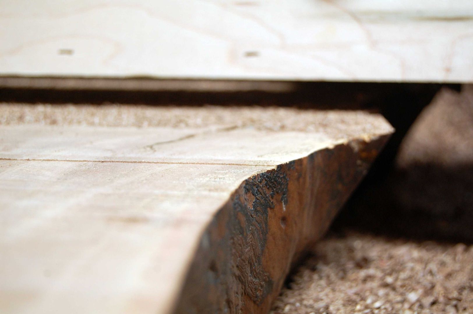 Plane Your Wood Slabs With a Planing Sled That You Build 13 Steps
