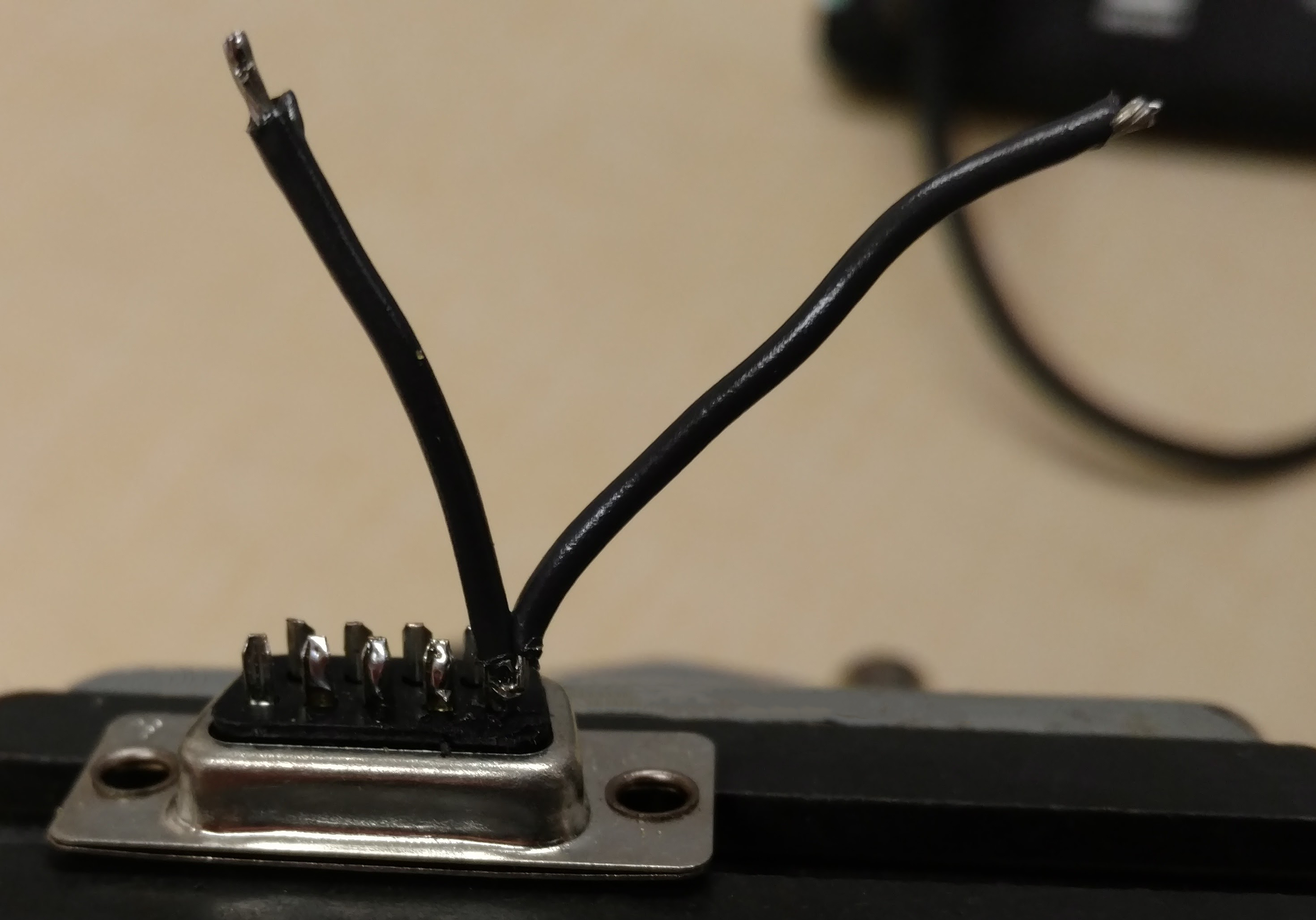 DB-9 RS-232 Loopback Plug: Windows and OS X : 14 Steps (with Pictures ...