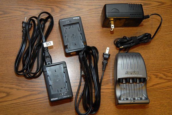 SuperSquid - Camera Battery Charger Splitter