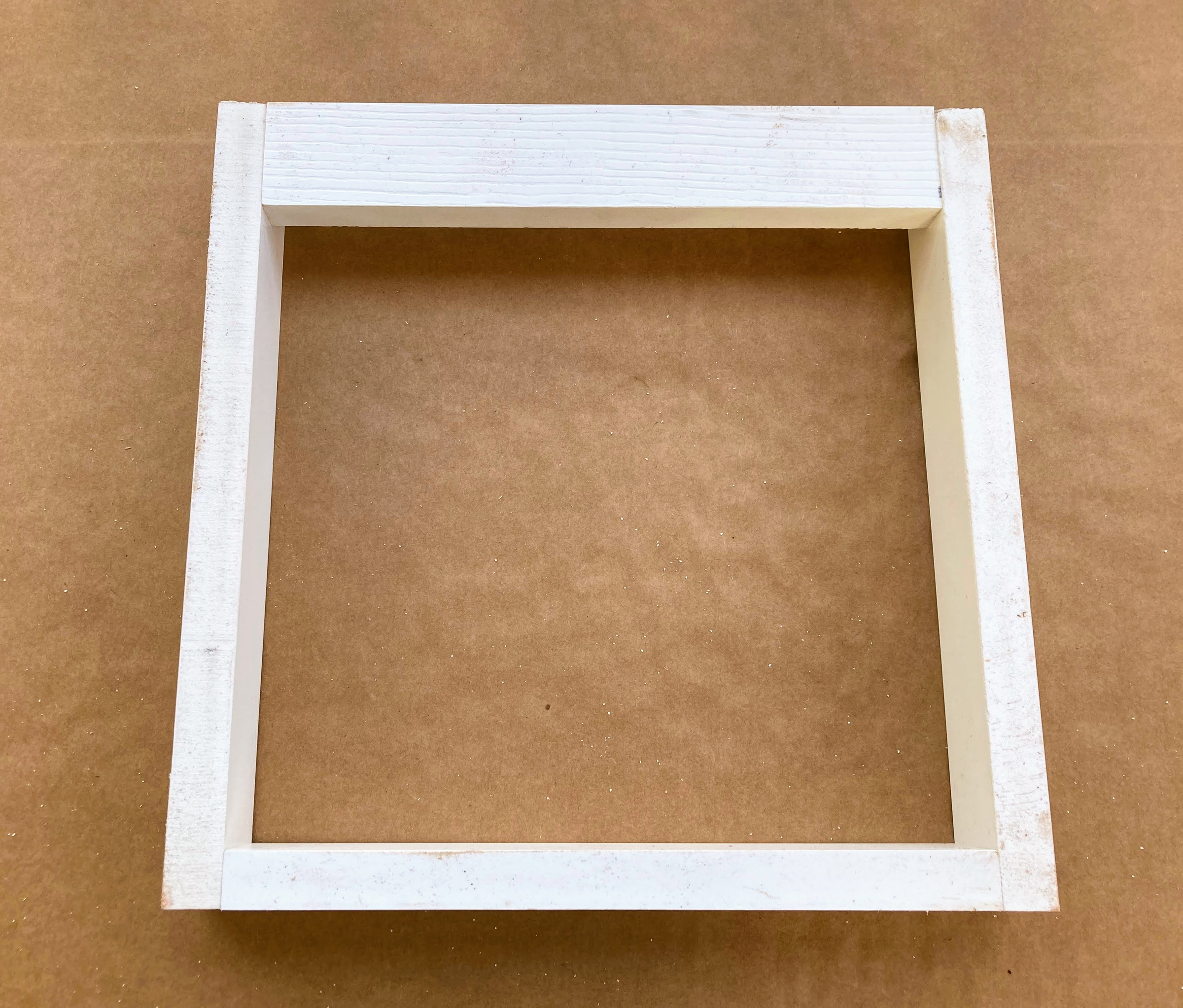 Plastic Wall Hanging Box for Succulents With Frame 3 Steps