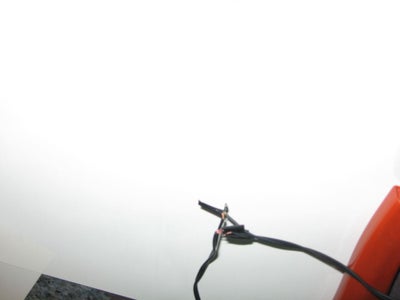 Cubre Los Cables Soldados Con Cinta Eléctrica 