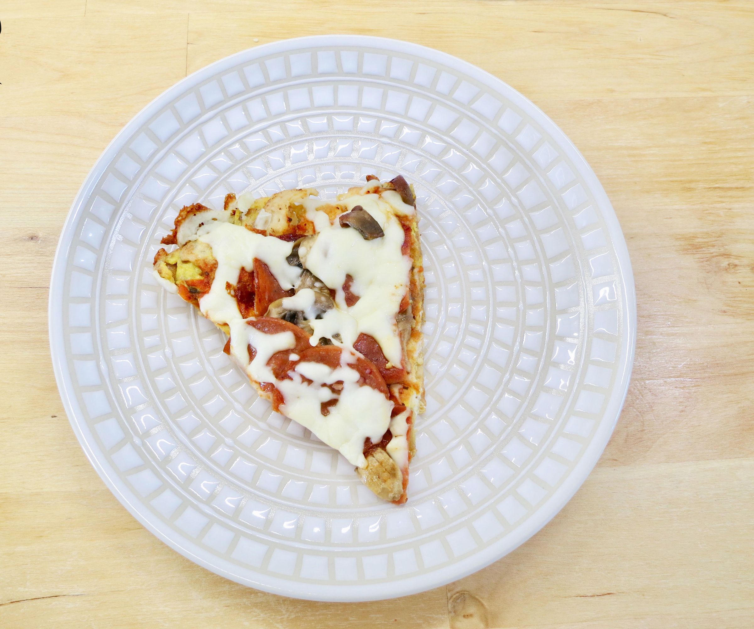 Matzo Brei Breakfast Skillet Pizza - Gluten Free!