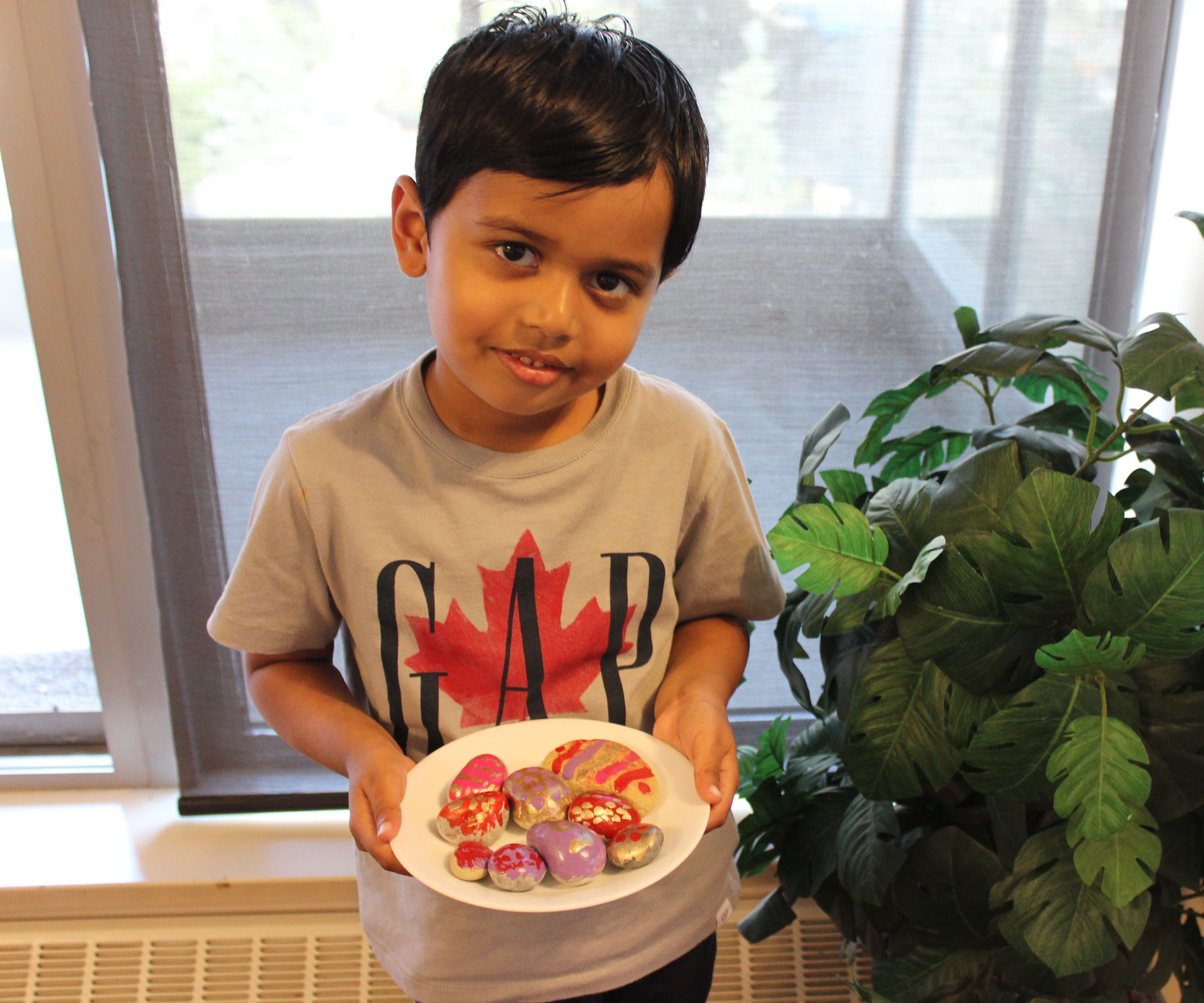 Nail Varnish Stone Painting 