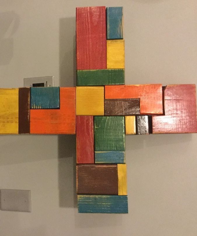 Random Colored Cross