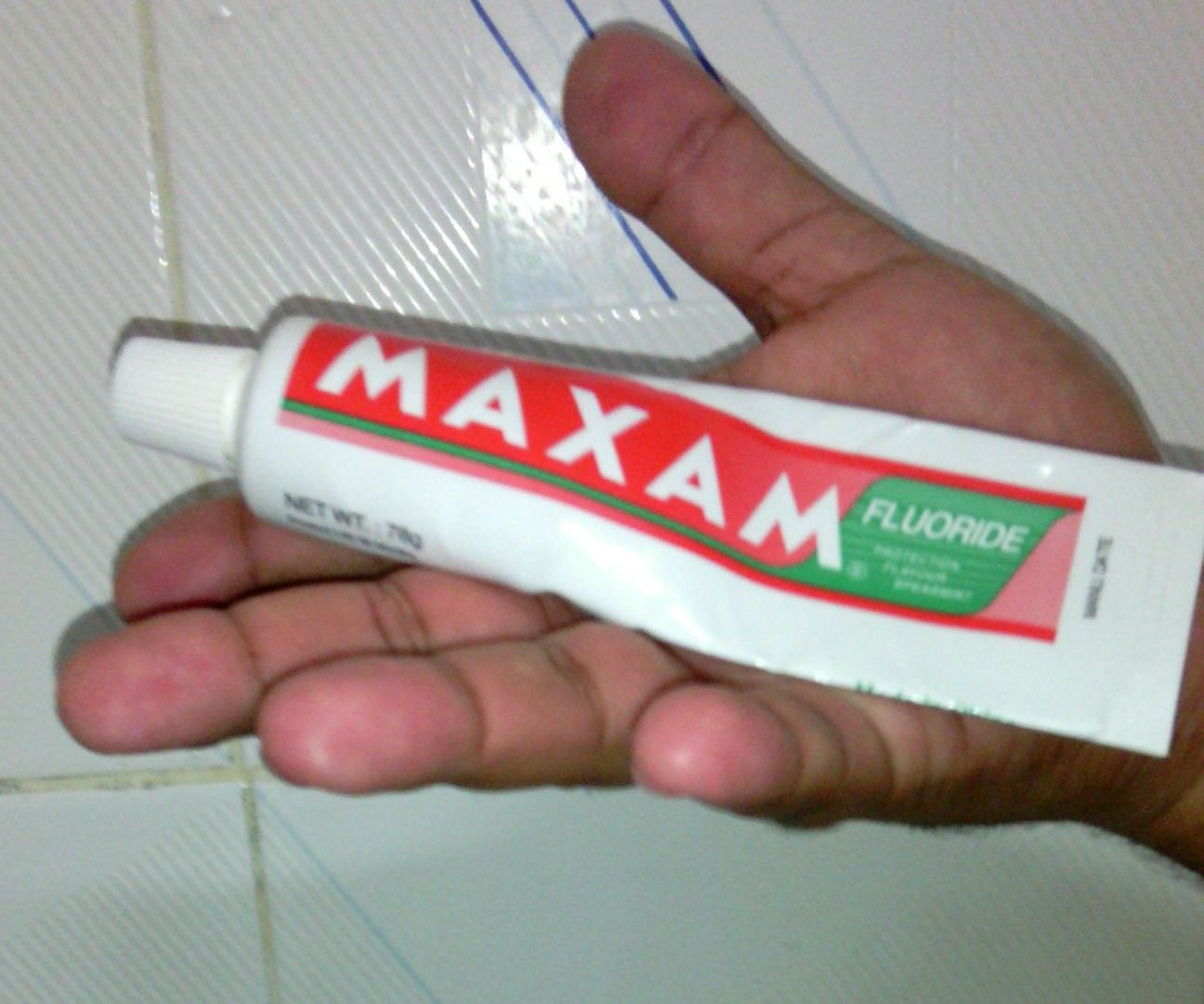 Tooth Paste Squeezer - no tools, nothing