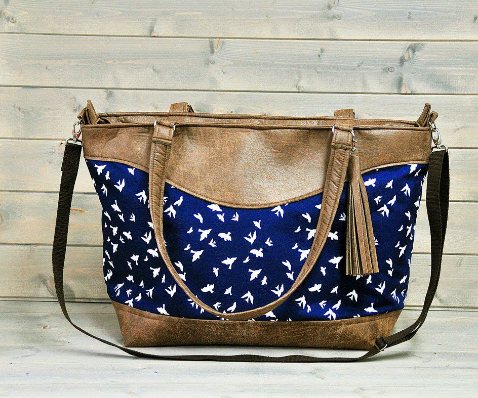 Things to Know Prior to Purchasing Leather Handbags Online