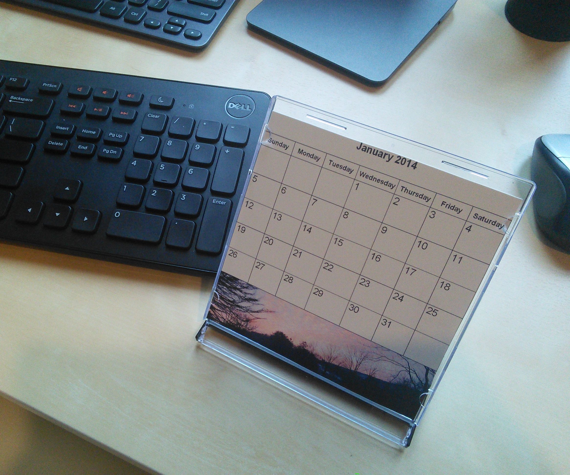 CD case calendar