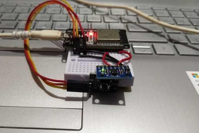 Wireless CAD Model Navigator