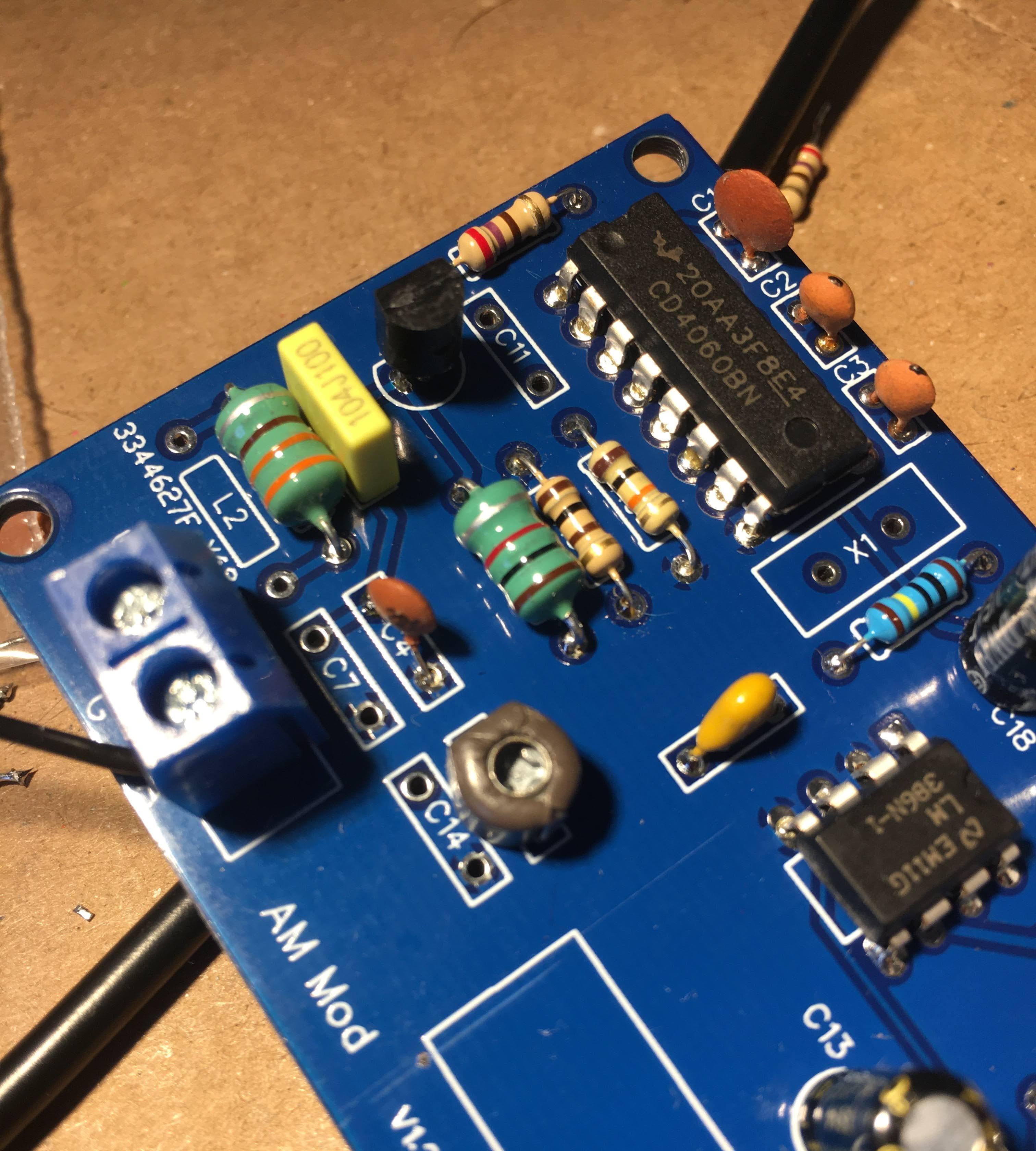 Adding a Longer Aerial to the AM Transmitter / Modulator(s)