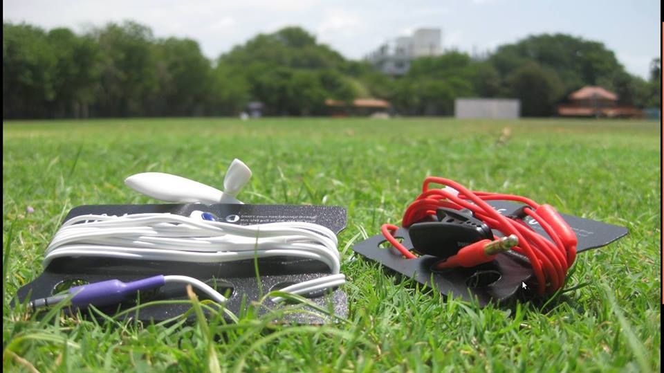 Tangle - prevent your earphones from getting tangled - ever!!