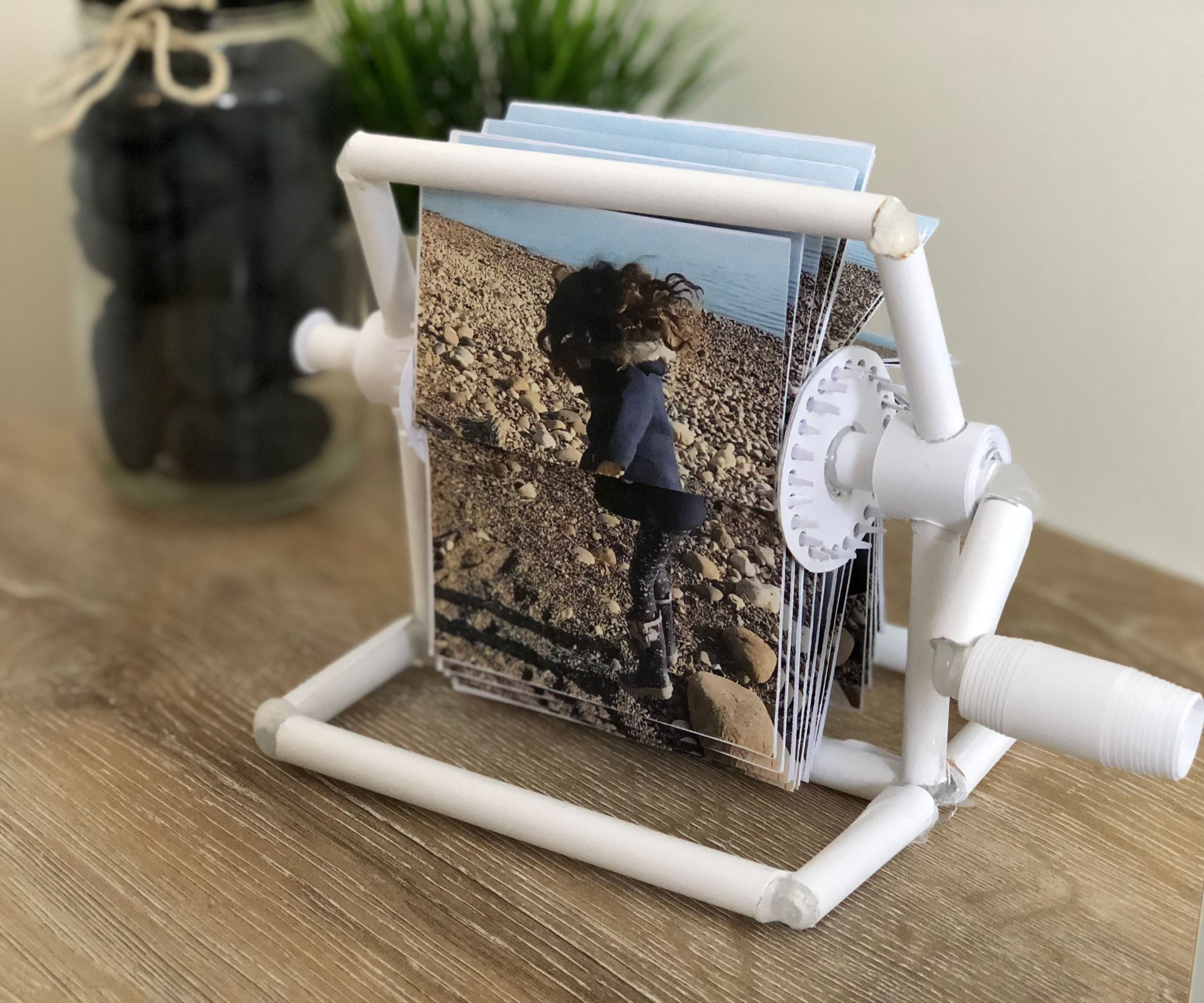 GIF Player Out of Paper - IPhone Live Photos in Paper