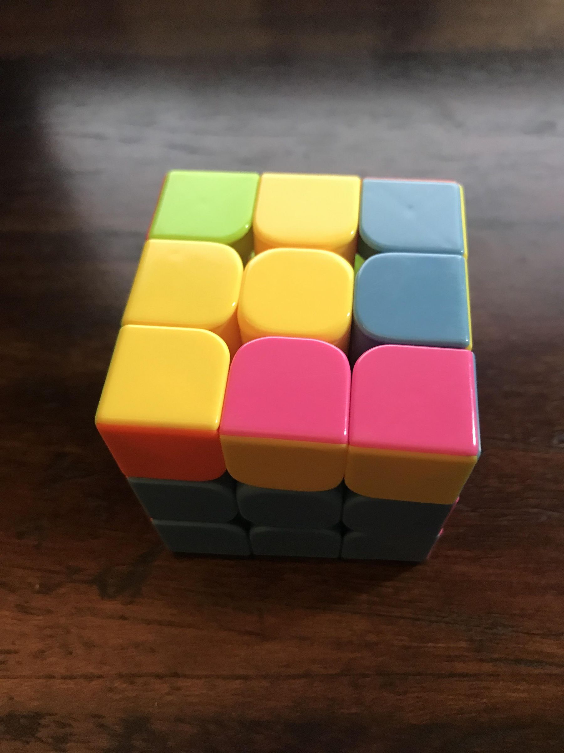 How to Solve a 3x3 Rubik's Cube : 9 Steps - Instructables