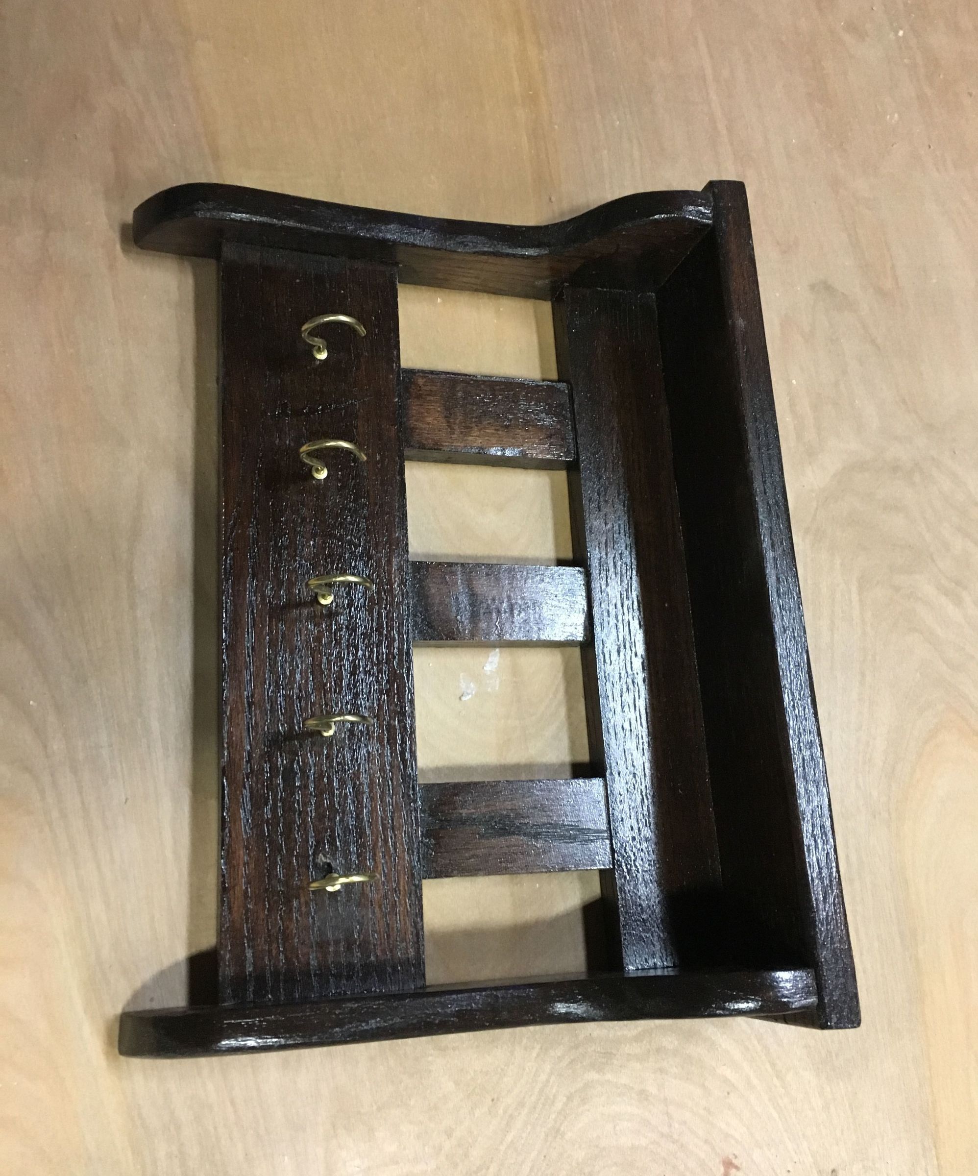 Mission Style Key Hanger Shelf From a $3 Pine 1x4