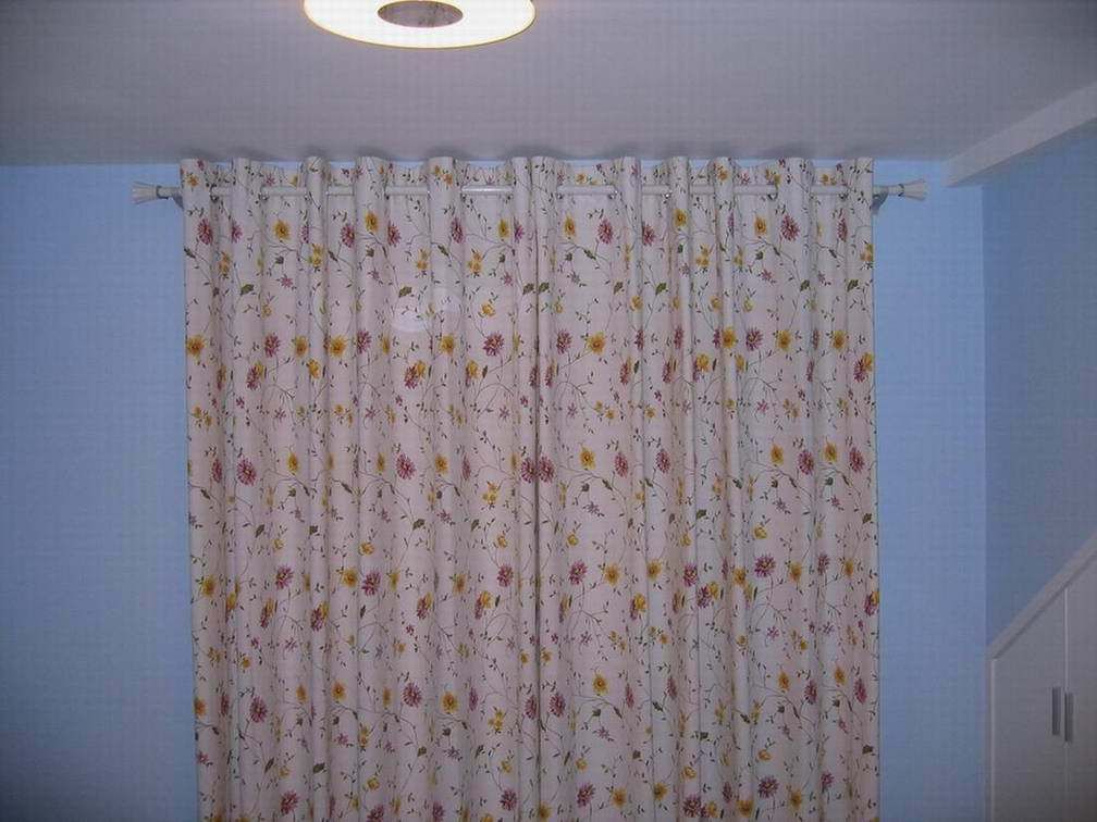 How to Make a Curtain Room Divider?