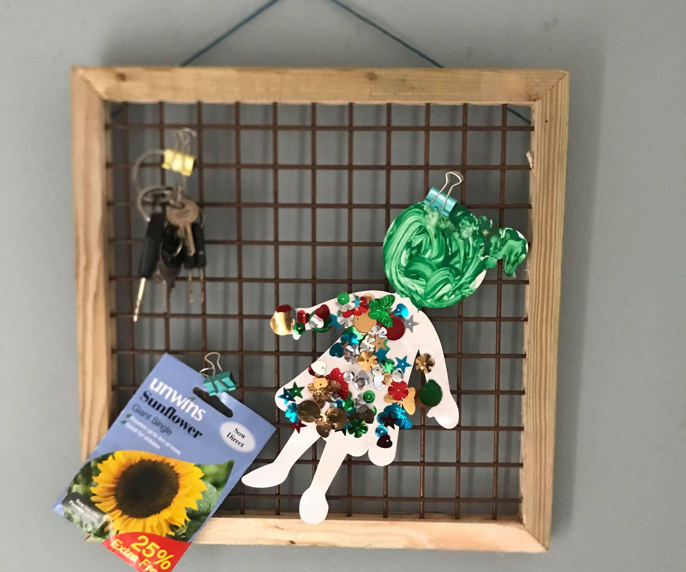 Wood and Mesh Noticeboard/ Clipboard