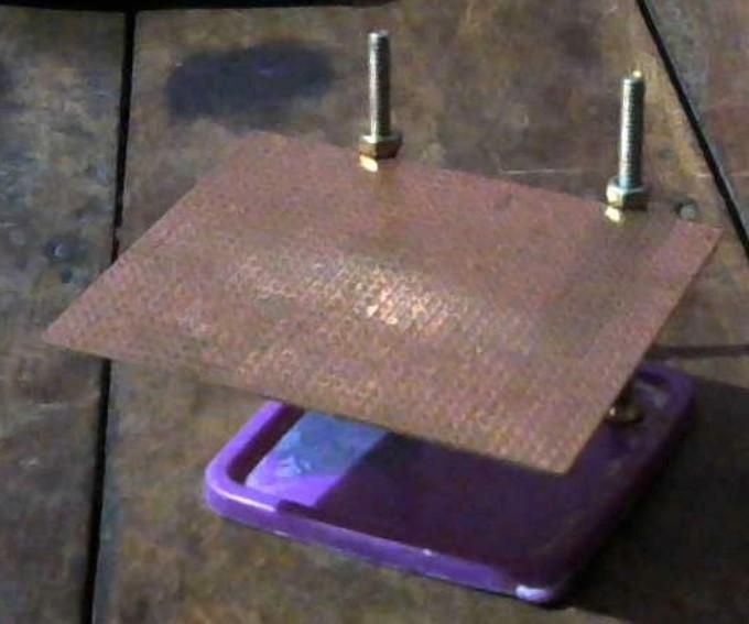 DIY Easy PCB Holder(easy)