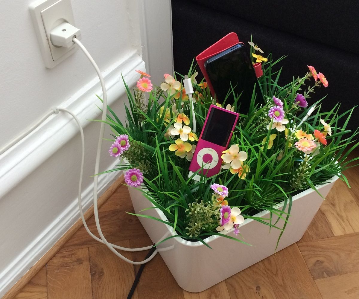 Flowerbox for Hiding Cables and Charging Gadgets