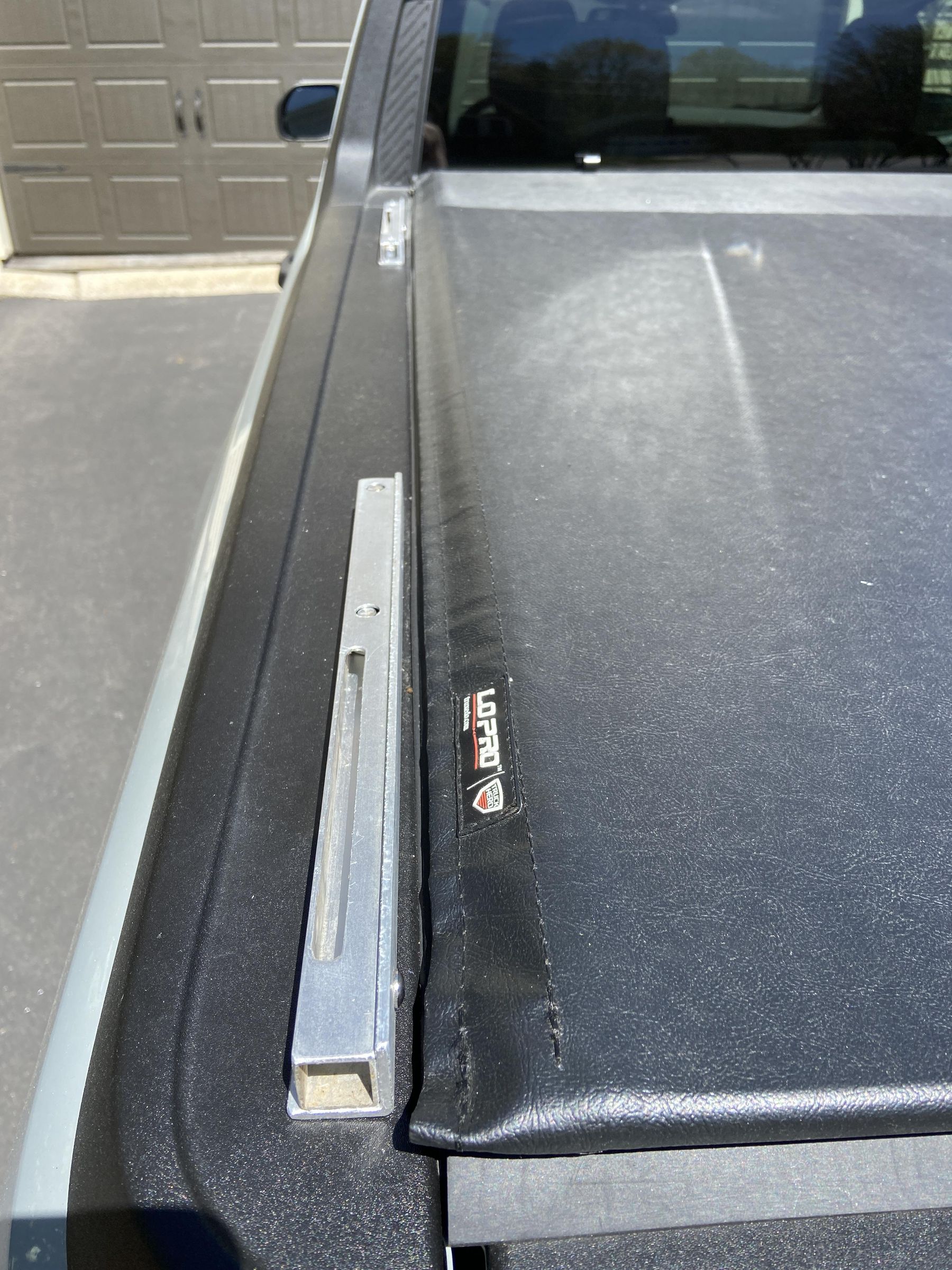 Artificial Rain Gutters for Roof Rack 6 Steps (with Pictures