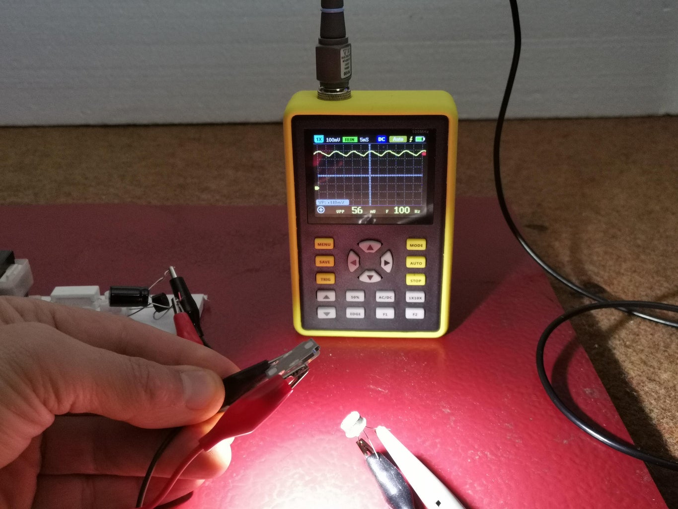 Simple Testing With Oscilloscope