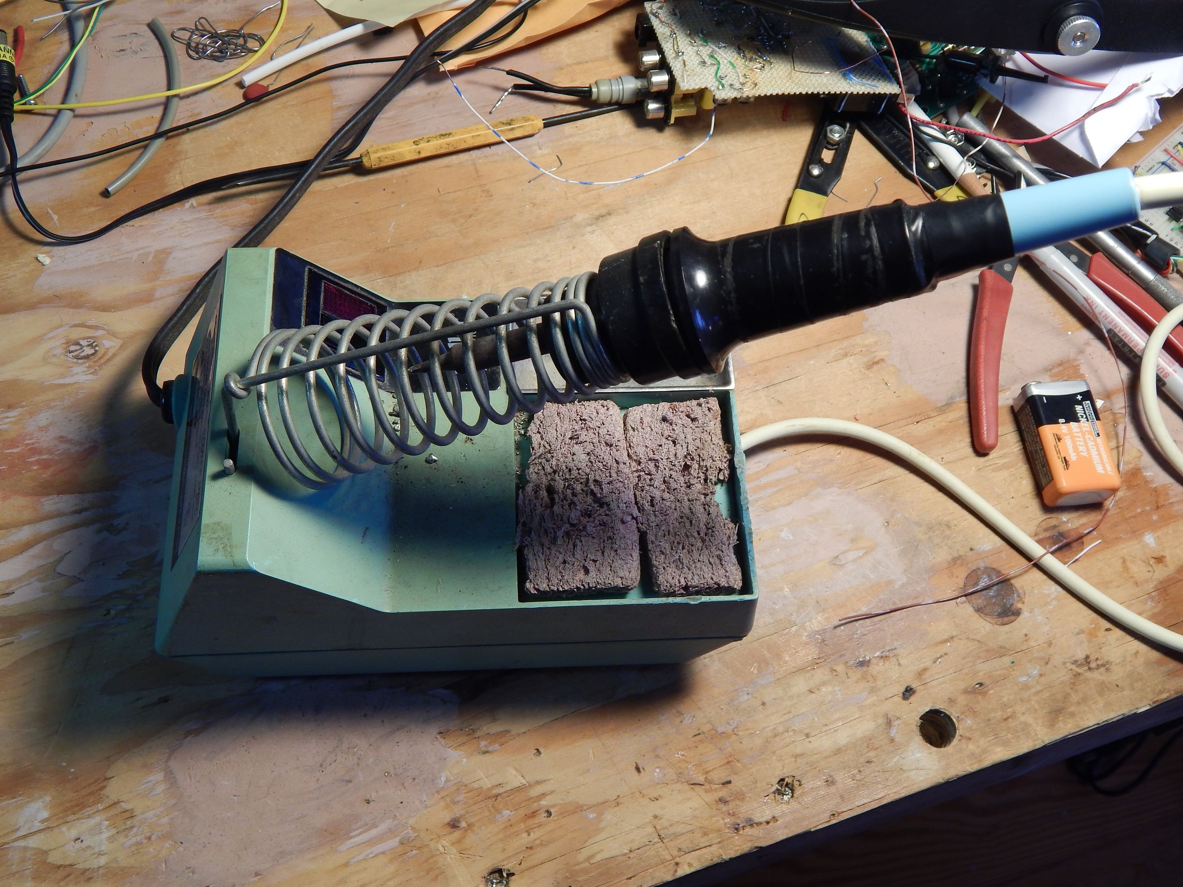Simple Power Strip Repair 3 Steps Instructables