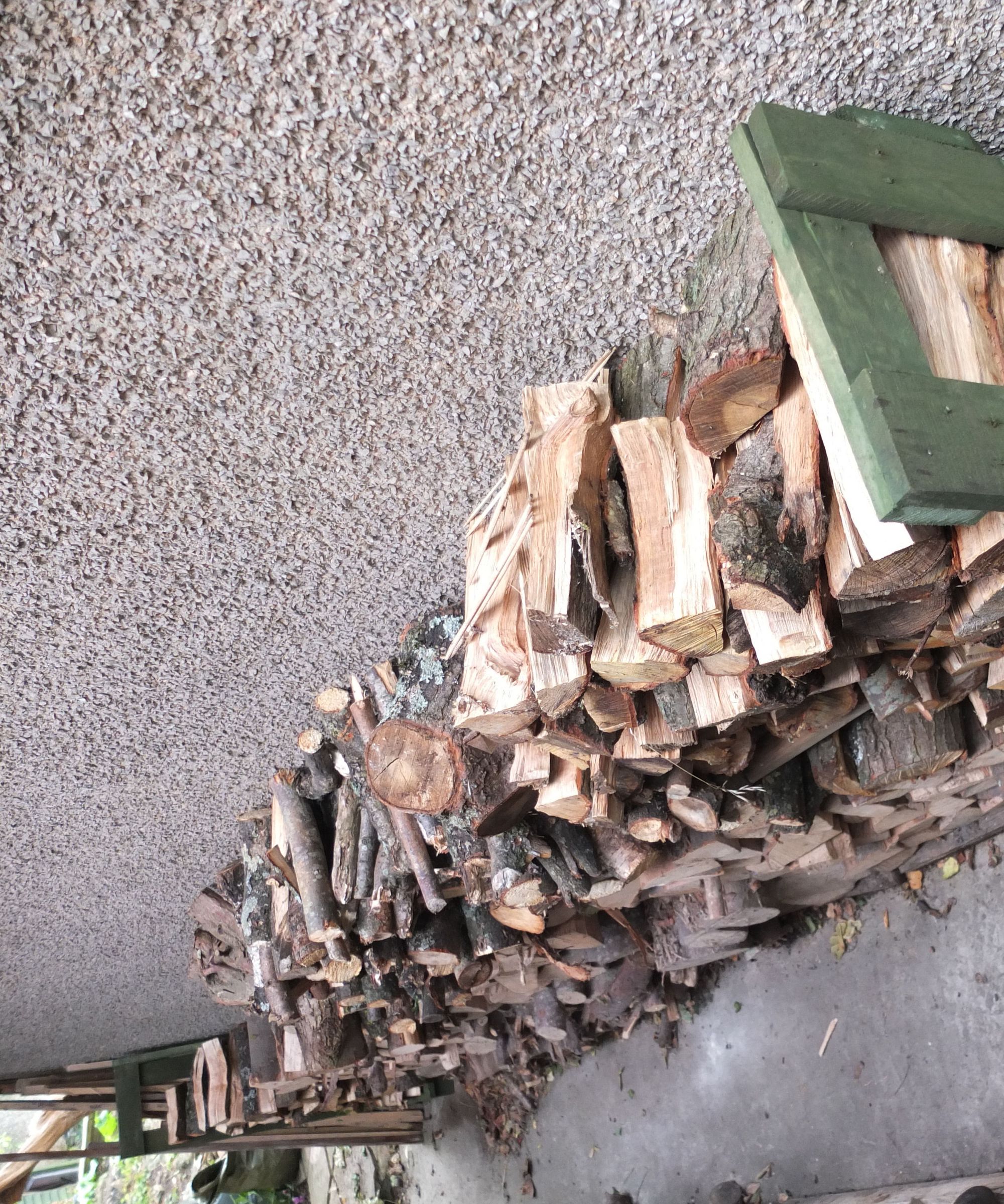 Wood Pile "book End" Supports From Pallet