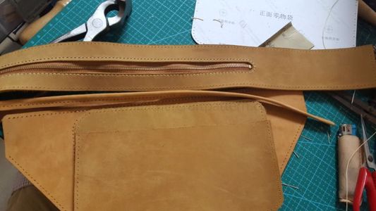 Leather Chest Bag : 10 Steps - Instructables