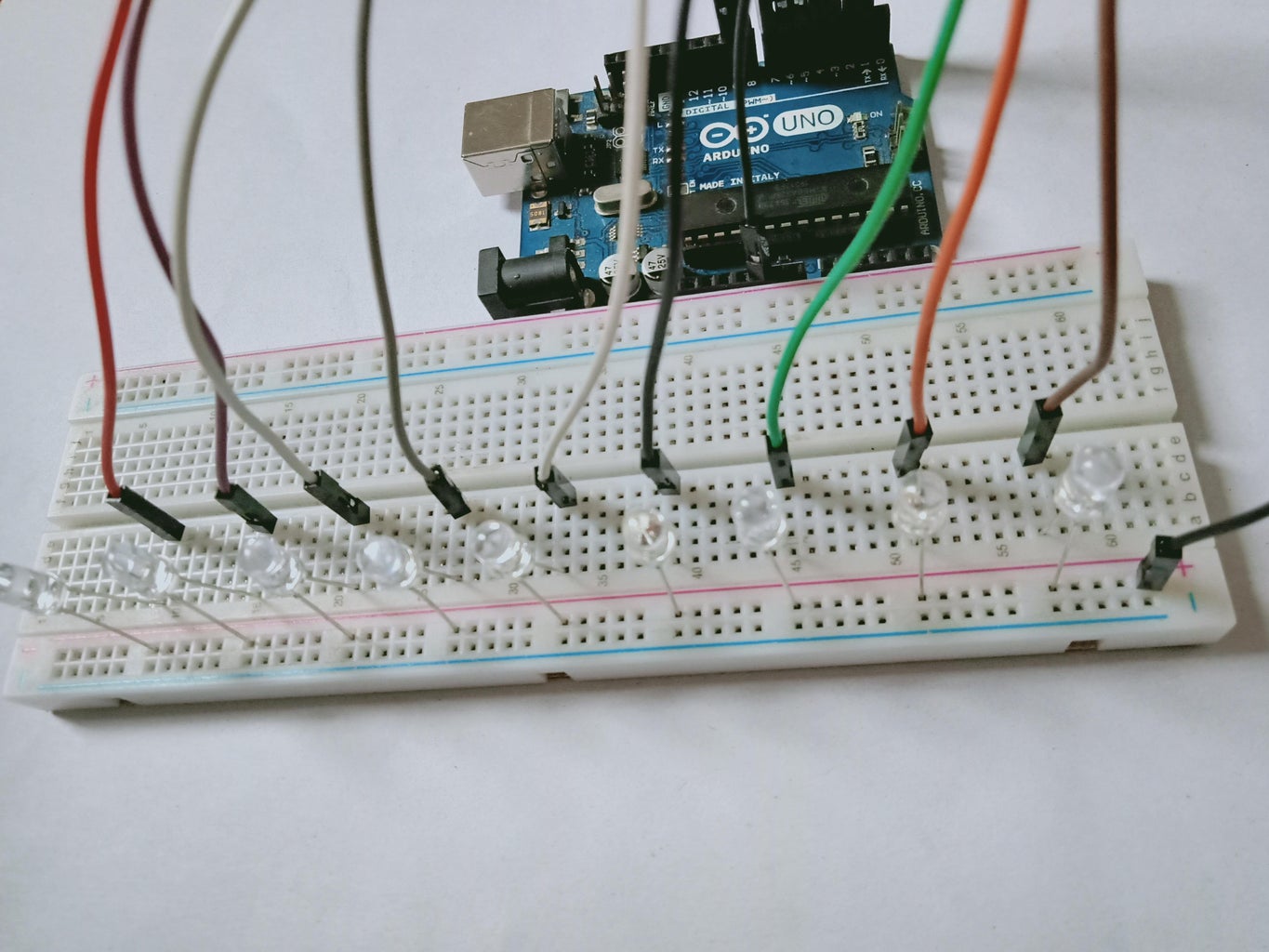 Arduino LED Chaser ( With 5 Effects )