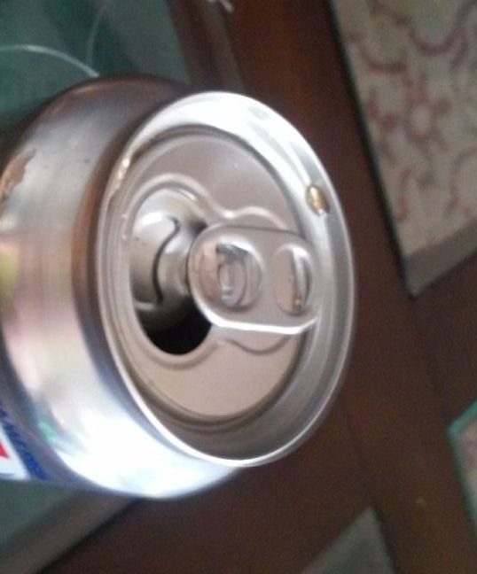 How to Easily Open a Soda Can