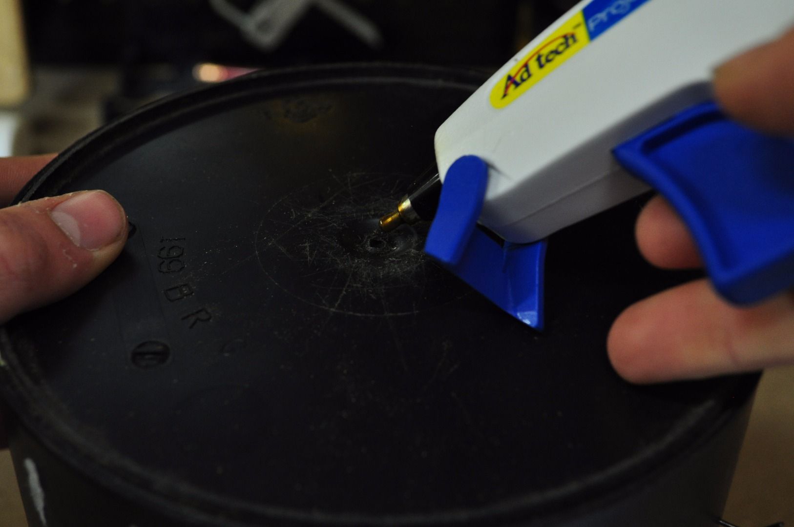How to Make a Tool Carousel From a Paint Bucket : 5 Steps (with ...