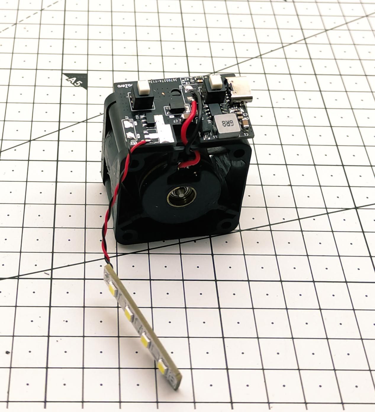 Tiny USB Solder Fume Extractor : 10 Steps (with Pictures) - Instructables
