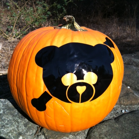 How to Make a Pumpkin Carving Stencil (with Adhesive Vinyl)
