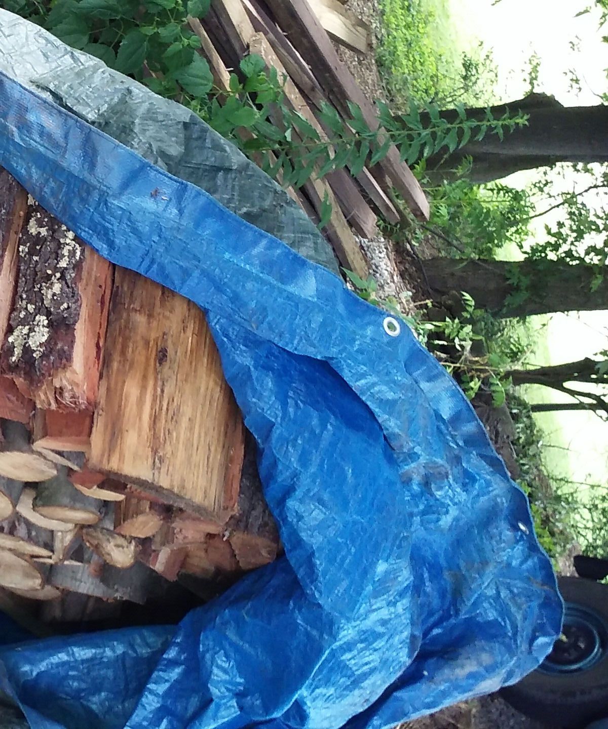 Simple, Strong, and Inexpensive Outdoor Firewood Storage