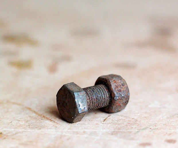 How to Remove a Stubborn Nut/Bolt : 15 Steps (with Pictures) - Instructables