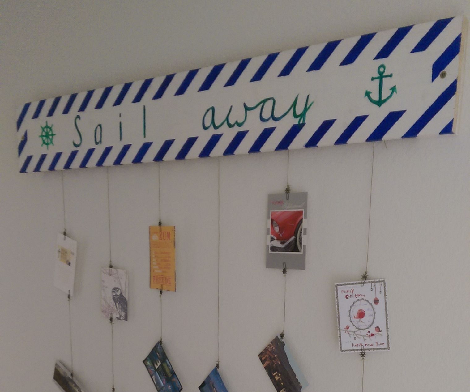 Postcard Wall Hanger 3 Steps Instructables