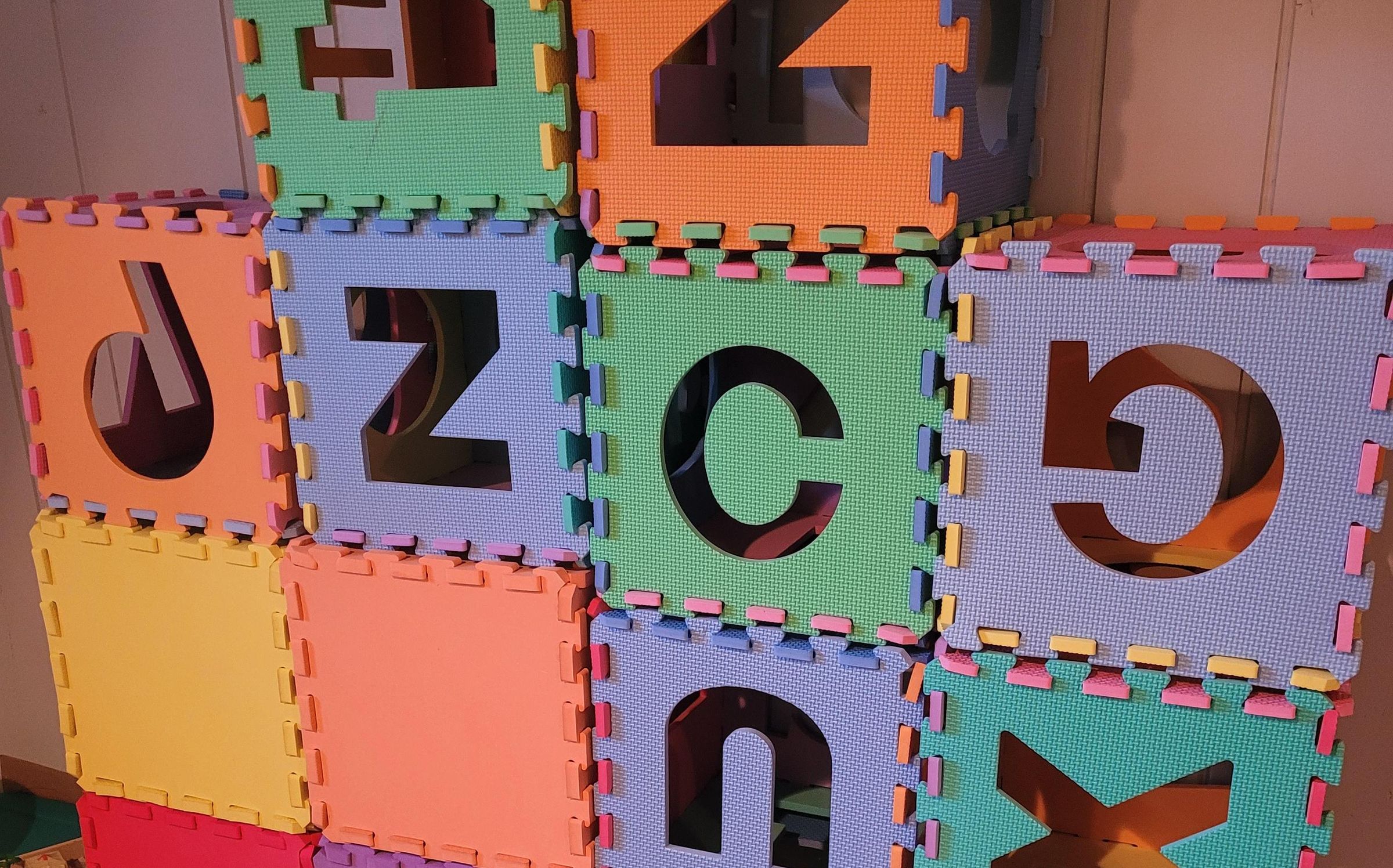 MEGA BLOCKS