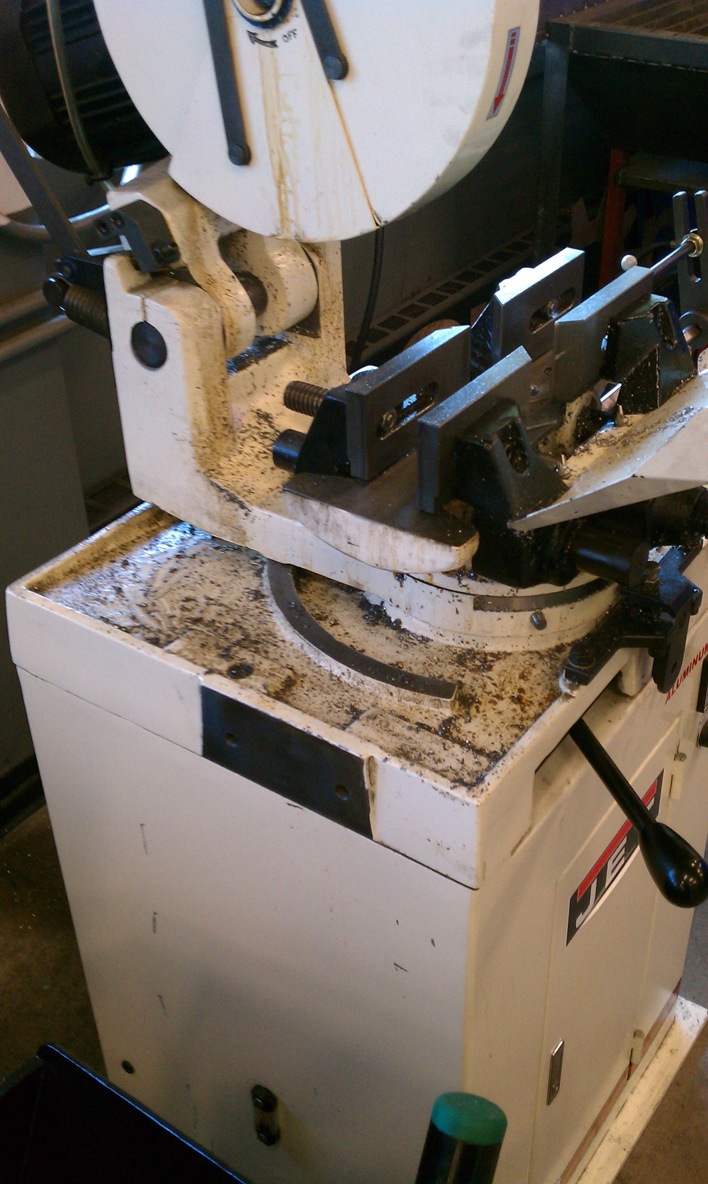 How to Mix and Top Off Bandsaw and Cold Cut Saw Coolant