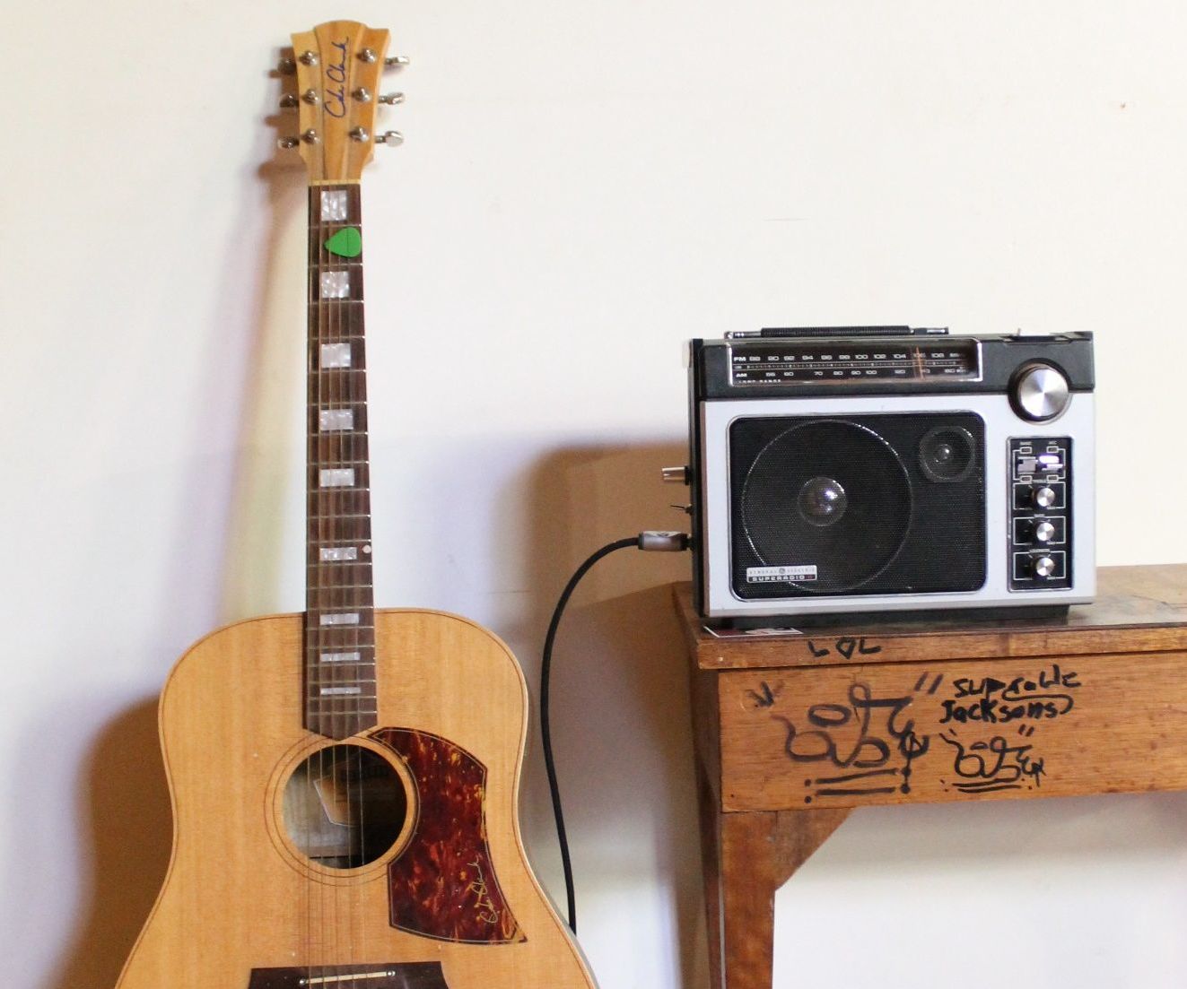 Hack Any Radio Into a Guitar Amp V2