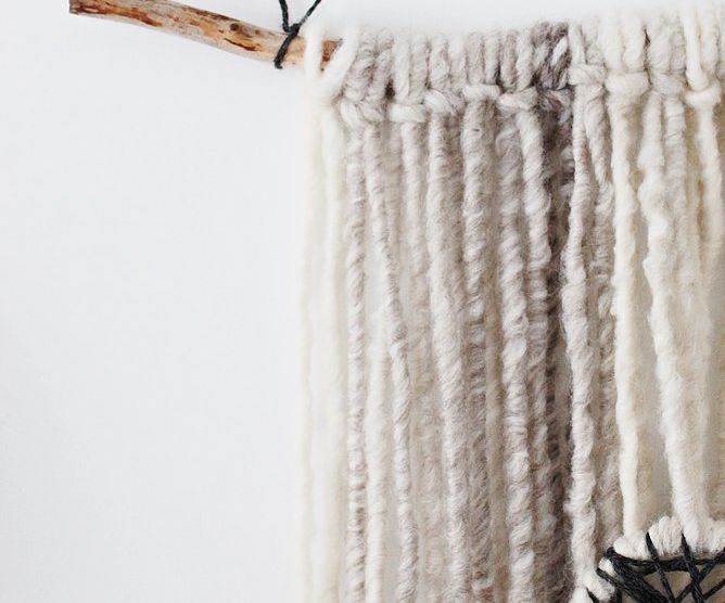 Easy Yarn Wall Hanging