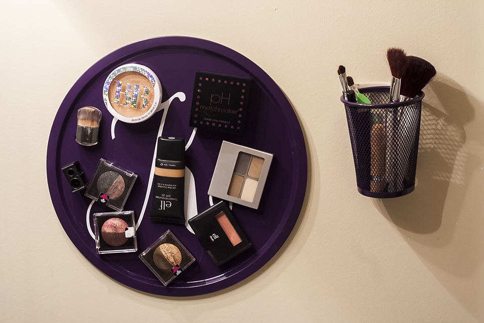 Magnetic Makeup Board