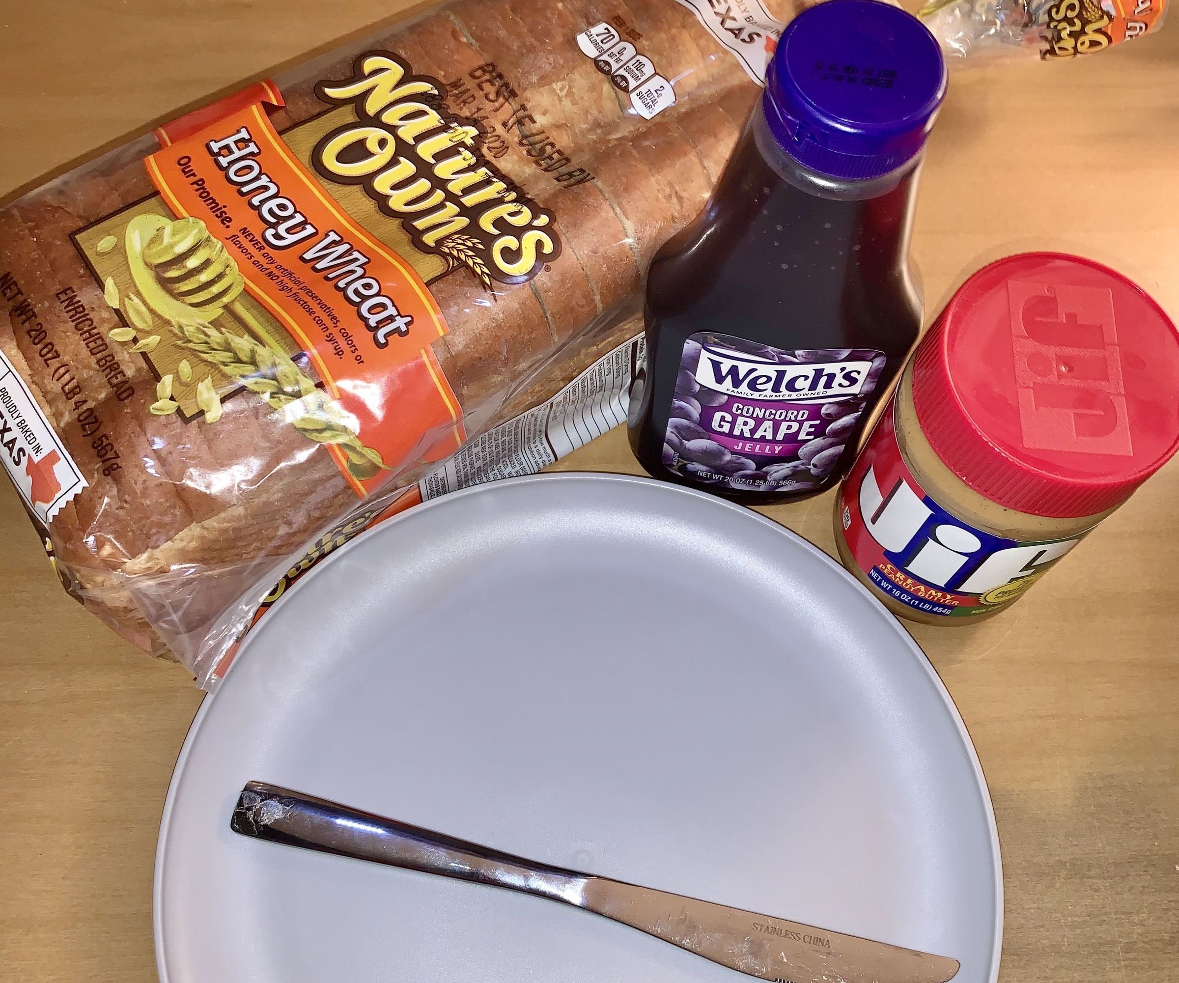 How to Make a Peanut Butter & Jelly Sandwich