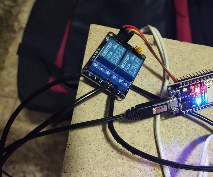 Controle Acionamento De ESP32 Por Comando De Voz