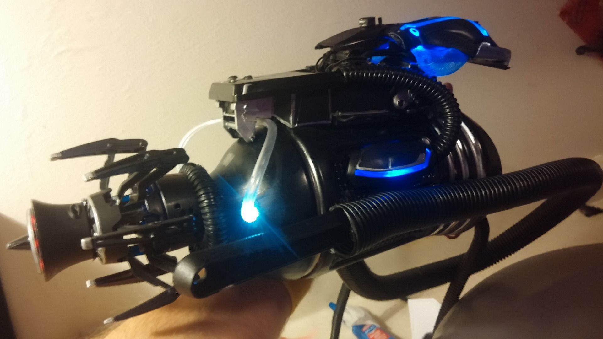 Robotic Machine Alien Species Laser Smoker LED's