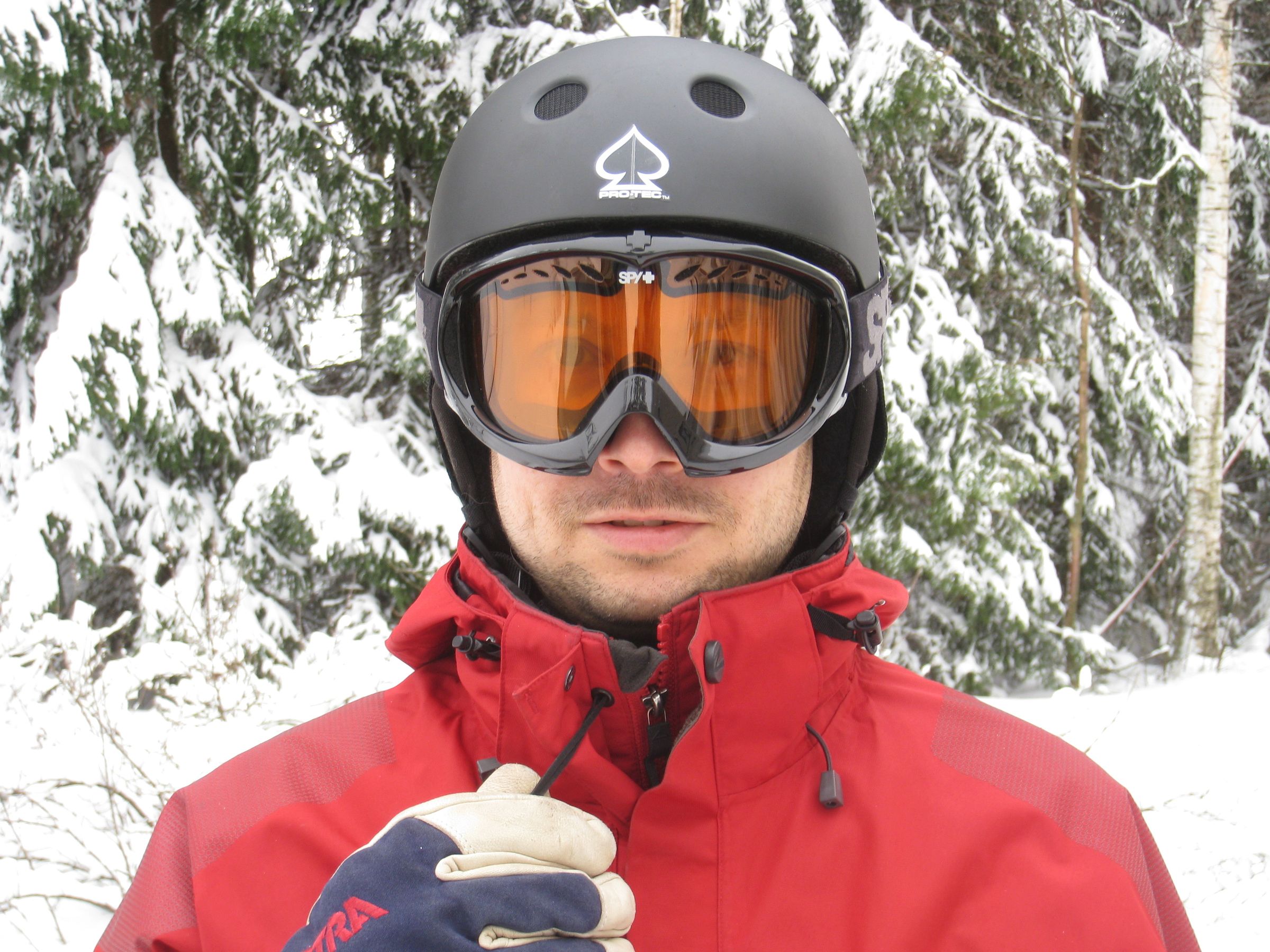 Hands Free Integrated Into a Skiing Jacket